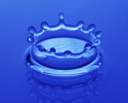 물방울 떨어지는 모습